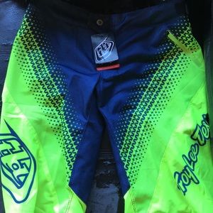 Troy Lee Designs downhill mountain biking shorts